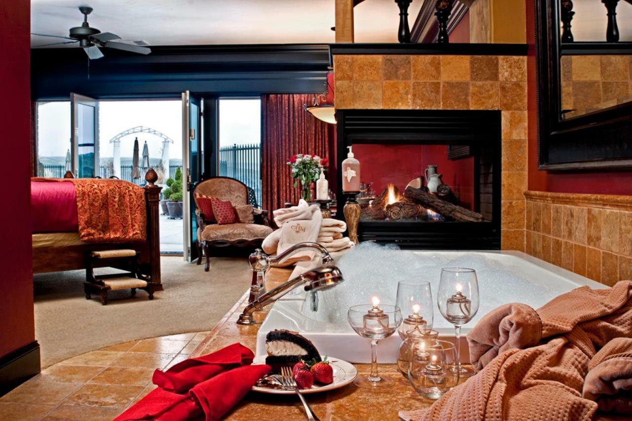 Bed and Breakfast Cameo Heights Mansion And The Vine Fine Dining Restaurant Touchet Exterior foto