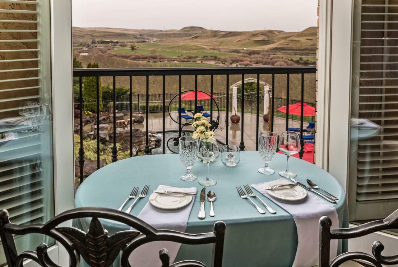 Bed and Breakfast Cameo Heights Mansion And The Vine Fine Dining Restaurant Touchet Exterior foto