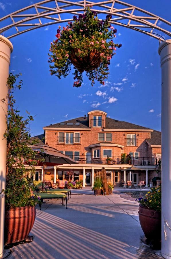 Bed and Breakfast Cameo Heights Mansion And The Vine Fine Dining Restaurant Touchet Exterior foto